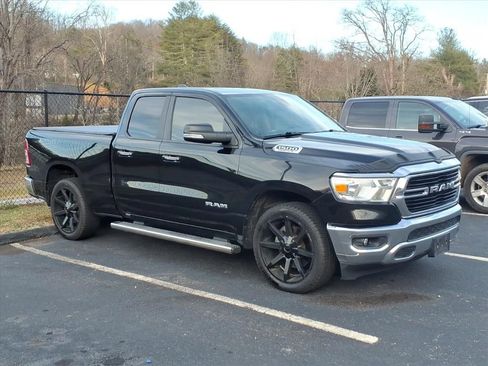 Used 2019 RAM 1500 Big Horn image 3