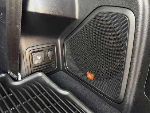 Used 2018 Toyota 4Runner Limited image 29