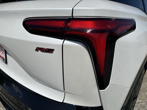 New 2025 Chevrolet Blazer EV RS image 11