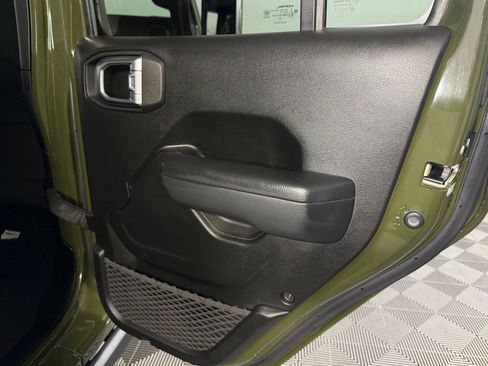 Used 2023 Jeep Wrangler Unlimited w/ Cold Weather Group AWD/4WD image 28