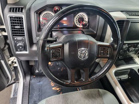 Used 2017 RAM 1500 Big Horn AWD/4WD image 12