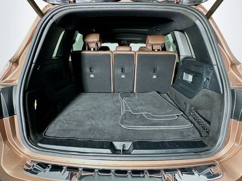 Used 2022 Mercedes-Benz GLB 250 image 28