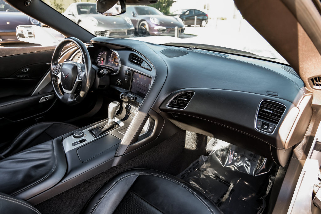 Used 2014 Chevrolet Corvette Stingray Convertible w/ 2LT Preferred Equipment Group RWD image 12