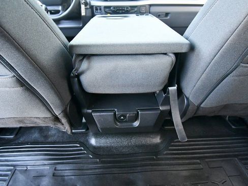 Used 2023 Ford F350 XLT w/ 360-Degree Camera Package AWD/4WD image 33