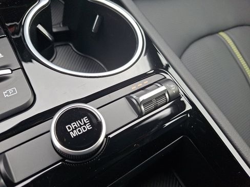 New 2026 Kia K5 GT FWD image 16