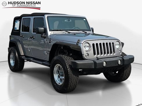 Used 2018 Jeep Wrangler Unlimited Sport S AWD/4WD image 1