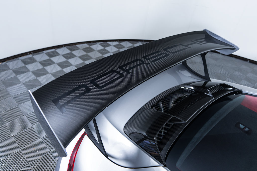 Certified 2018 Porsche 911 GT2 RS RWD image 28