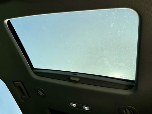 Used 2020 Buick Enclave Avenir w/ Avenir Technology Package image 37