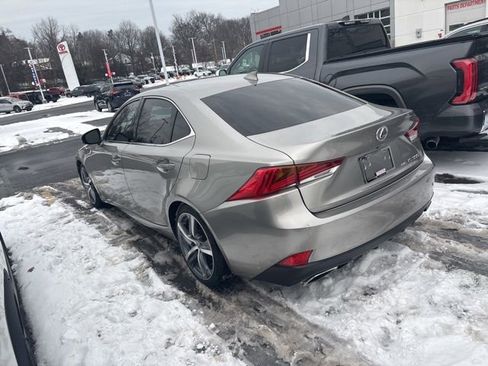 Used 2018 Lexus IS 300 300 image 3