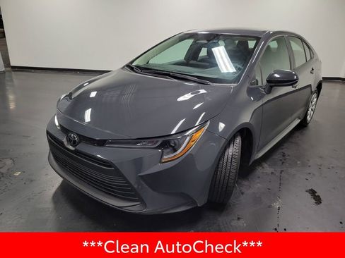 Used 2024 Toyota Corolla LE image 4