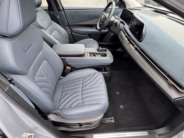 Used 2023 Nissan Ariya AWD/4WD image 8