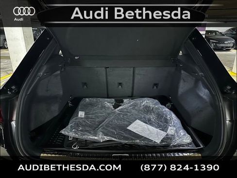 Certified 2025 Audi Q3 2.0T Premium w/ Black Optic Sport Package image 10