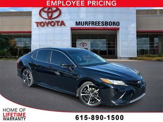 Used 2018 Toyota Camry XSE image 1