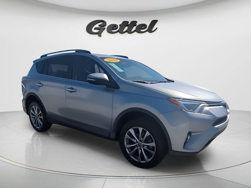 Used 2018 Toyota RAV4 Limited image 2