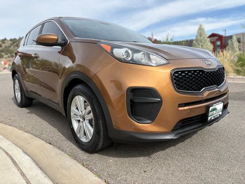 Used 2018 Kia Sportage LX image 11