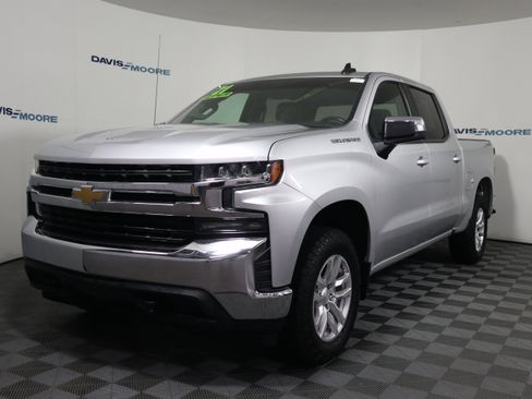 Used 2021 Chevrolet Silverado 1500 LT image 11