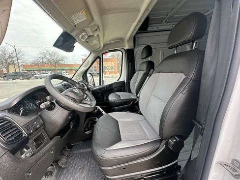 Used 2025 RAM ProMaster 2500 w/ Convenience Group FWD image 22