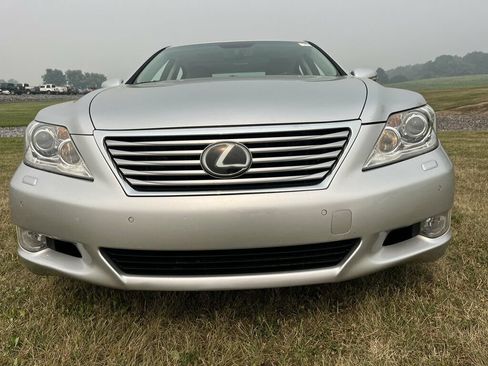 Used 2011 Lexus LS 460 L w/ Luxury Pkg AWD/4WD image 10