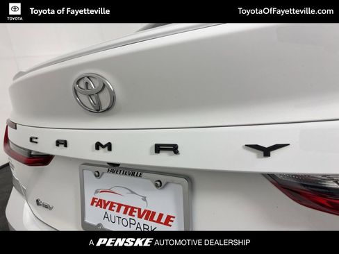 Certified 2025 Toyota Camry SE image 3