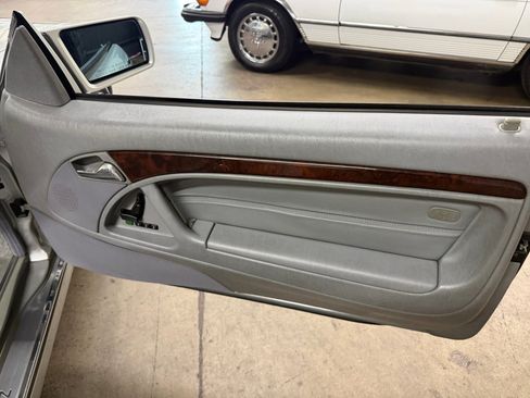 Used 1998 Mercedes-Benz SL 500 image 15