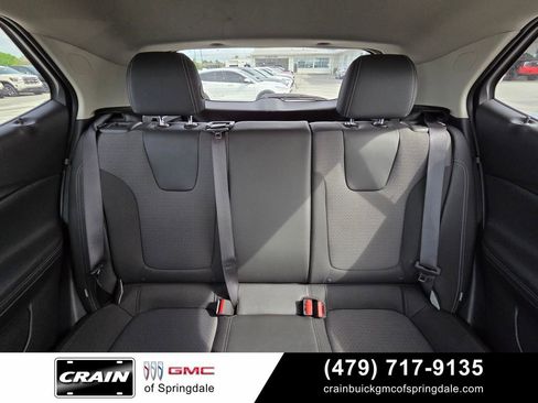 Used 2025 Buick Encore GX Preferred AWD/4WD image 27