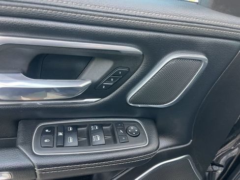 Used 2022 RAM 1500 Laramie RWD image 16