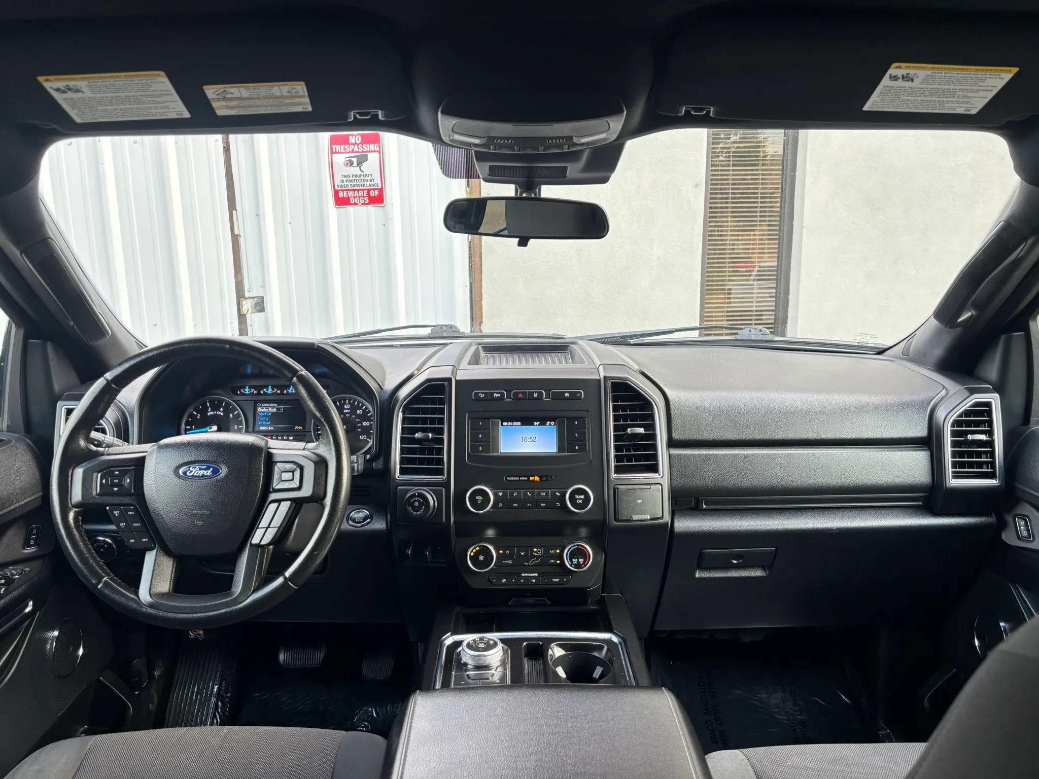 Used 2021 Ford Expedition XL AWD/4WD image 15