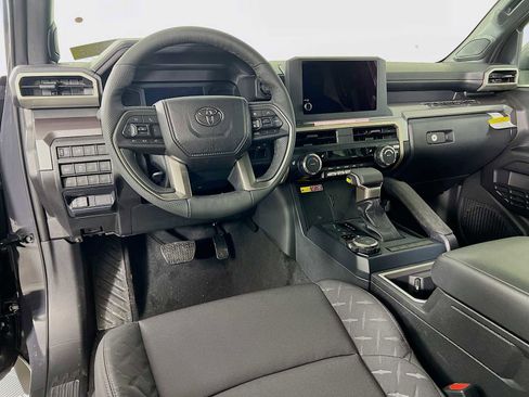 New 2026 Toyota Tacoma SR5 image 7