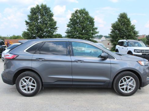 Used 2022 Ford Edge SEL w/ Convenience Package AWD/4WD image 7