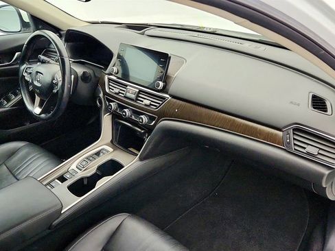 Used 2019 Honda Accord Touring image 24