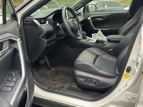 Used 2020 Toyota RAV4 XSE AWD/4WD image 7