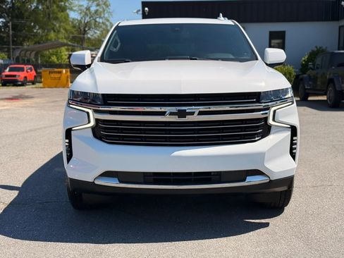 Used 2021 Chevrolet Tahoe LT w/ Rear Media and Nav Package AWD/4WD image 4