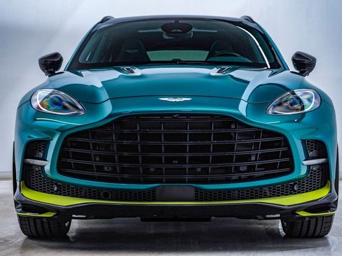 Used 2025 Aston Martin DBX 707 image 5