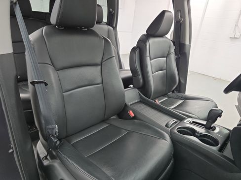 Certified 2020 Honda Pilot EX-L image 10