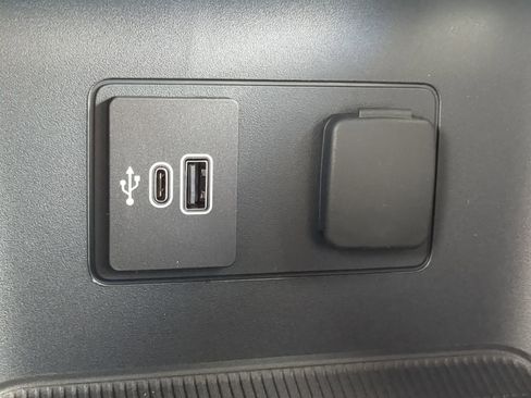 New 2026 Ford Explorer Active image 58