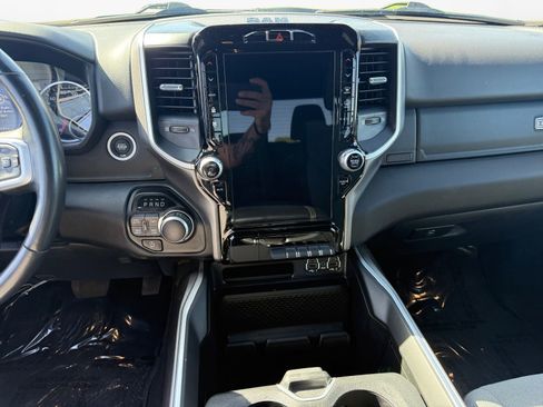 Used 2023 RAM 1500 Big Horn AWD/4WD image 11