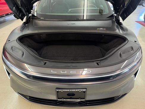 Used 2024 Lucid Air Pure image 19