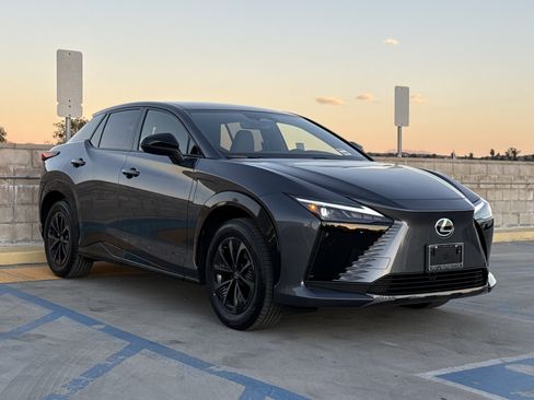 New 2026 Lexus RZ 350e 2WD image 2