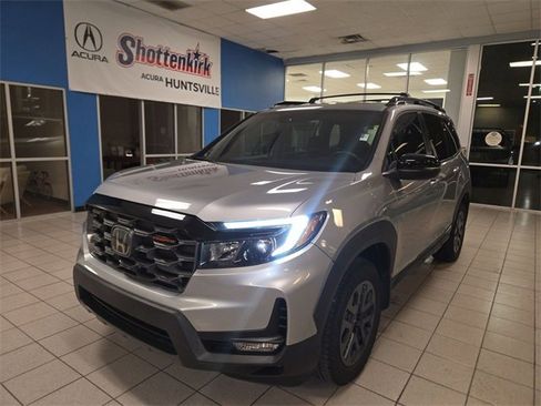 Used 2022 Honda Passport TrailSport image 1