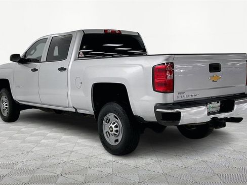 Used 2018 Chevrolet Silverado 2500 W/T image 4