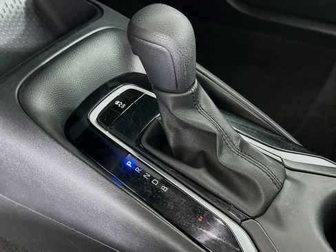 Used 2024 Toyota Corolla LE FWD image 24