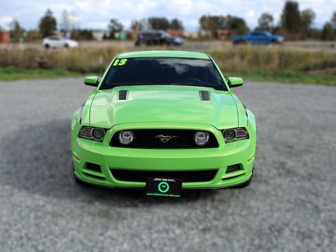 Used 2013 Ford Mustang GT Premium image 2