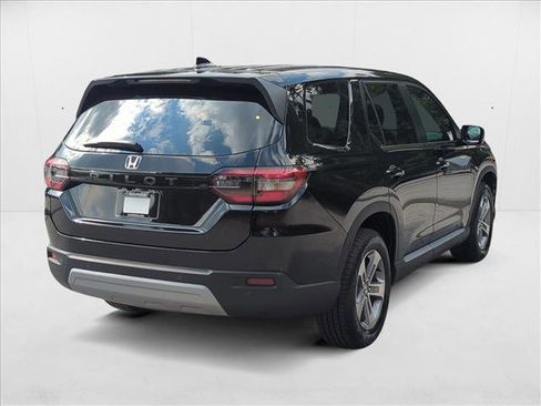 New 2025 Honda Pilot EX-L image 5