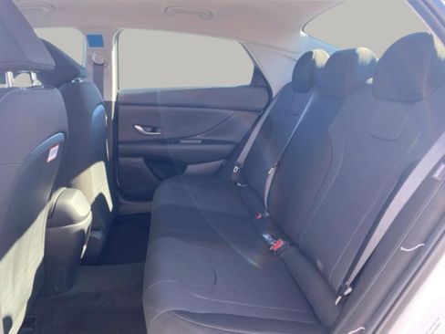 New 2026 Hyundai Elantra SE image 31