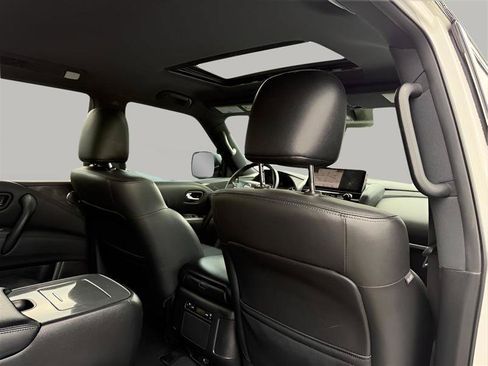 Used 2022 Nissan Armada SL w/ Midnight Edition Package RWD image 41