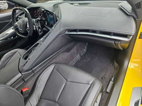 Used 2025 Chevrolet Corvette Z06 RWD image 15