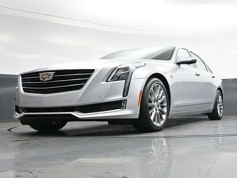 Used 2017 Cadillac CT6 Luxury image 34