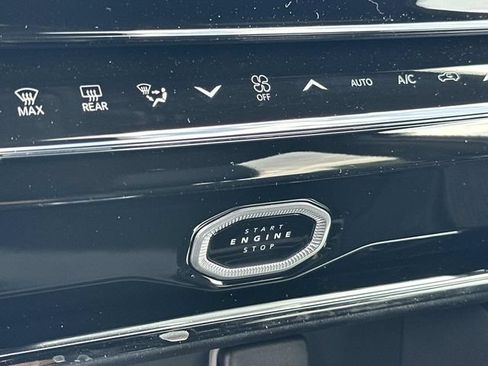 New 2026 Jeep Grand Cherokee Altitude AWD/4WD image 27