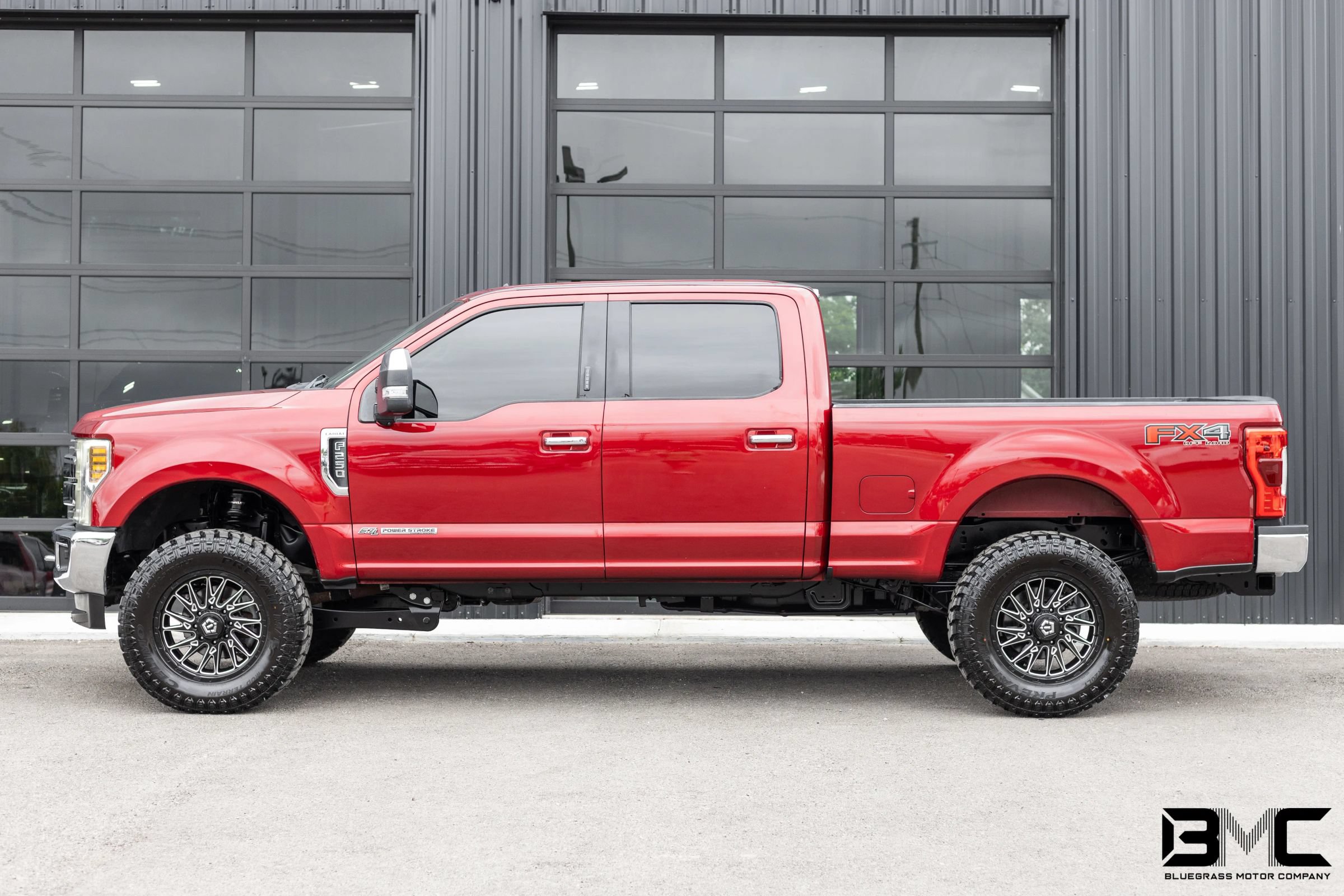 Used 2019 Ford F250 4x4 Crew Cab Super Duty image 4