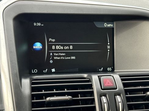 Used 2016 Volvo XC60 T5 Premier image 22